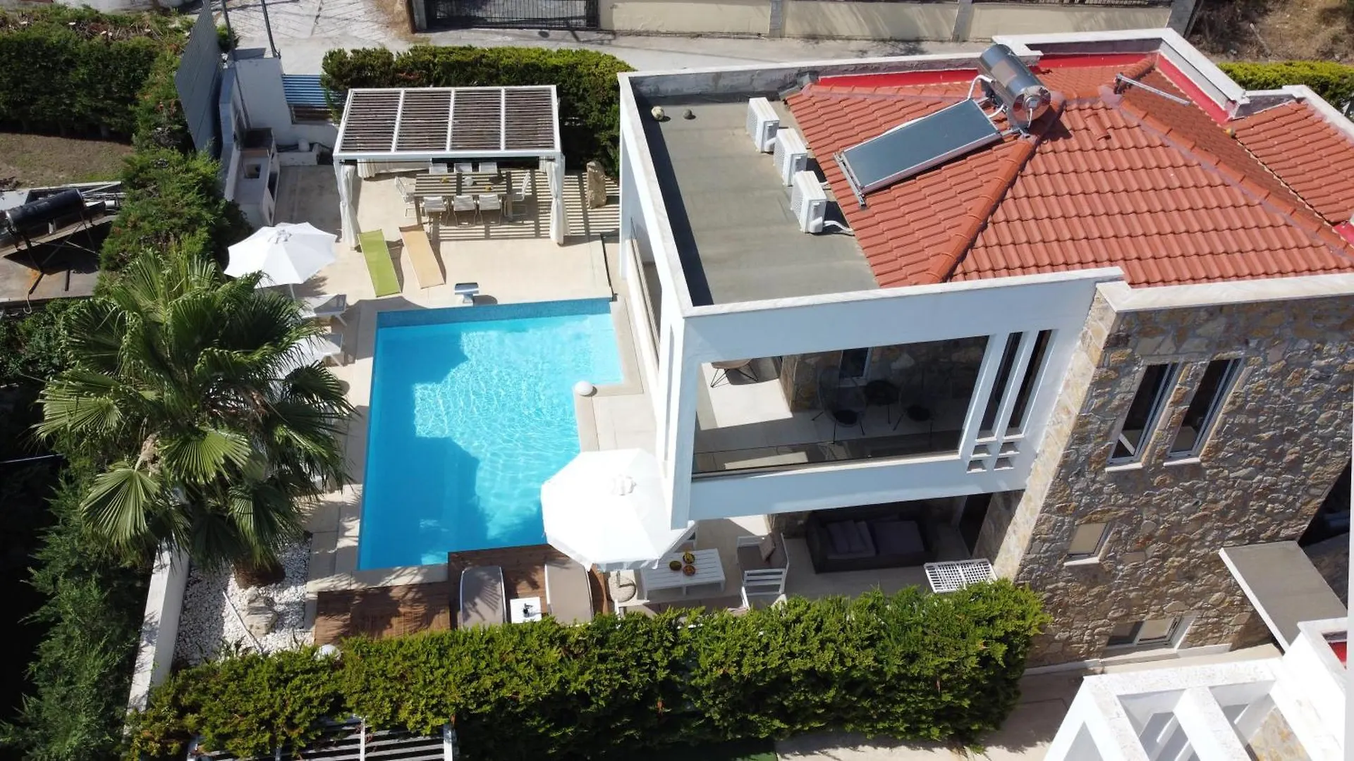 Villa Douglas - Private Pool, Bbq, 4Bdrms, View Пефкохори