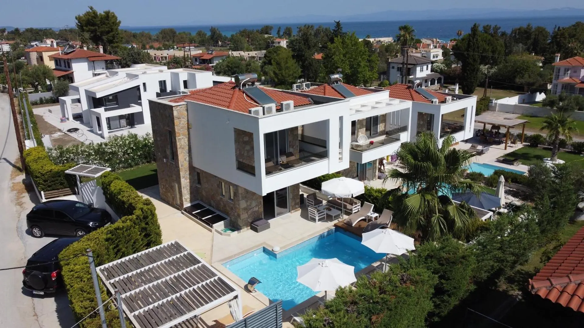 Villa Douglas - Private Pool, Bbq, 4Bdrms, View Пефкохори