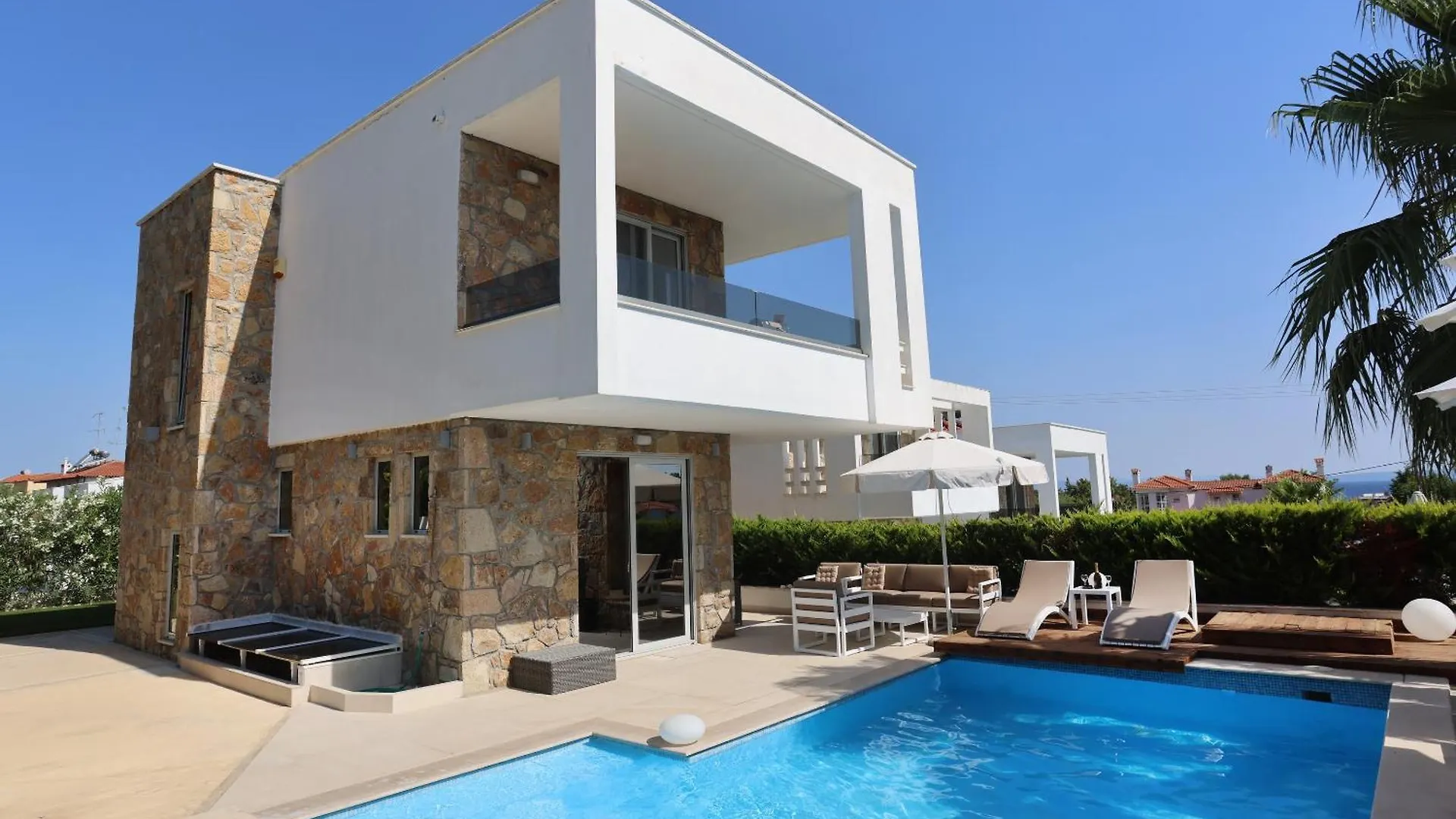 Villa Douglas - Private Pool, Bbq, 4Bdrms, View Пефкохори