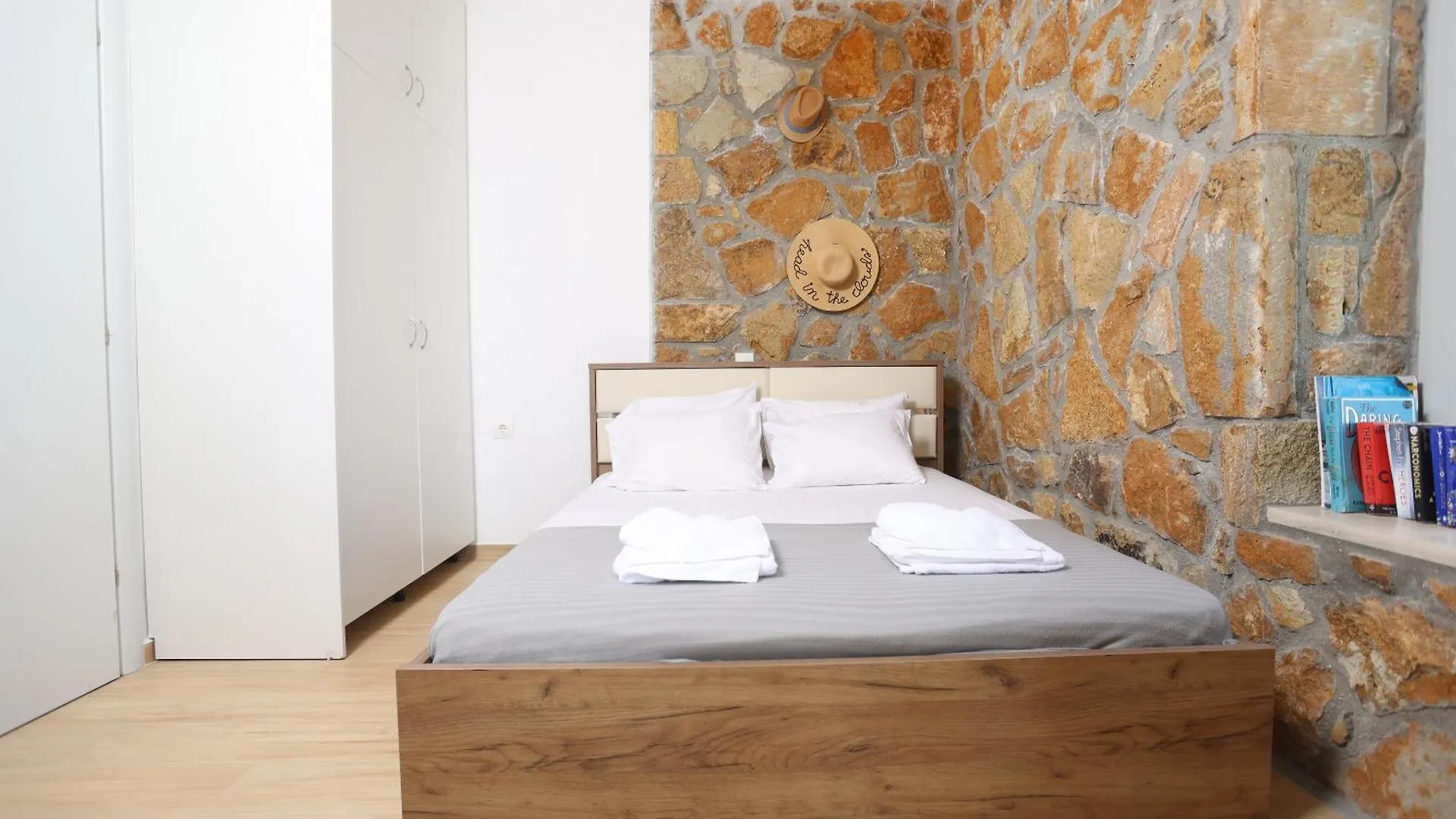 Villa Douglas - Private Pool, Bbq, 4Bdrms, View Пефкохори 0*,  Греция